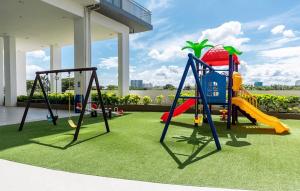 Comfort Meets Style 2 BR Loft