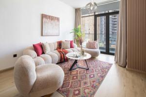 Frank Porter - Acacia, Park Heights Tower A