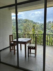 Rawana Rock Road Home