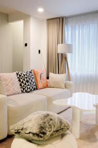 Metrolux City Contemporary Hotel