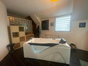 Maison avec jacuzzi et sauna