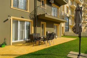 Stellara Garden #cosmopolis #6people