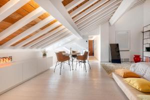 Luxury Rooftop Piazza Erbe Verona