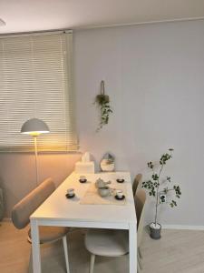 Roy Stay Suwon Haenggung