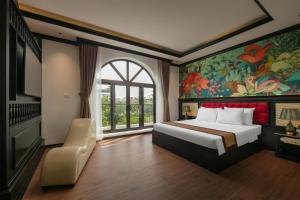Royal Hotel & Spa Vinh Yen 2