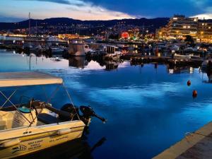 Sea Whisper Luxury Apartments Kavala