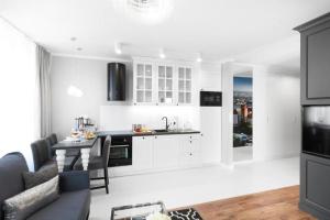 Two-Bedroom Apartment with Living Room, Free Parking - Kazimierz