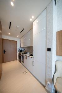 Epic Pool I JVC Studio I Fully Furnished