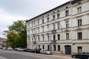 Tuwima Comfort Studio by BookingHost