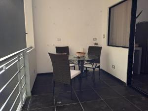 Costa Verde Retreat 2 - Upper Floor