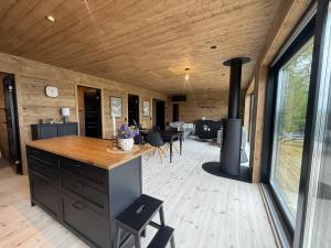 Holiday home with sauna and lake view in scenic Lonashult
