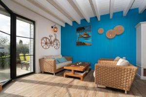 La Maison bleue Domainedecolomban