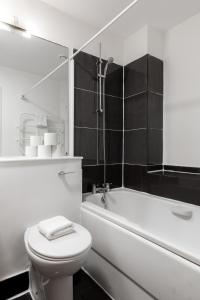 Comfy Apartments in Queensway