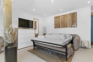 Modern Studio hypercentre 2 minute of palais