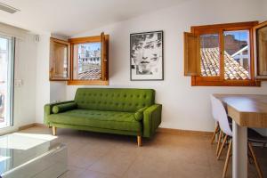 VLC Host - Poeta Llombart