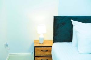 Contractor stays - Neville Crescent Sunderland