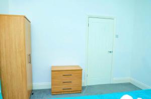 Contractor stays - Neville Crescent Sunderland