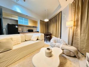 The Dreamy Cloud by Kozy Mood