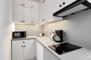 Newly Constructed in Kadikoy Quake-Resistant-AC