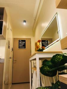 Dos Staycation Urban Deca Cubao