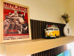 Dos Staycation Urban Deca Cubao