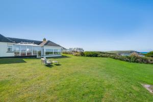 5 Bed in Trebetherick oc-t33296