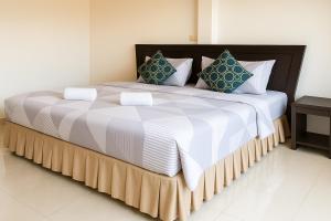 Srisuksan Klong Muang Beach