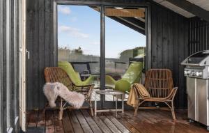 2 Bedroom Nice Home In Hejls