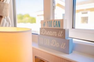 Exclusive 3 Bedroom Lodge - Walk To Saundersfoot