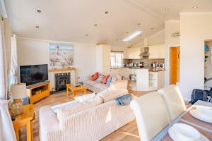 Exclusive 3 Bedroom Lodge - Walk To Saundersfoot