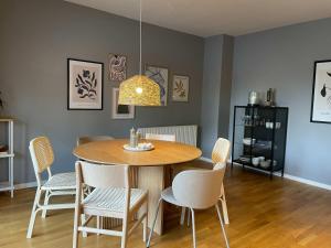 The Harbor Apartment Private Rooftop