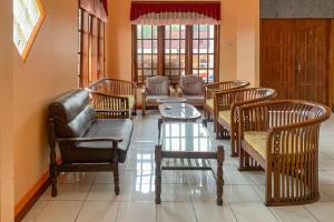 RedDoorz near Taman Wisata New Balekambang Tawangmangu