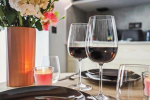 Lavie Maison - Basement Apt front Palais Royal