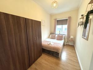 The Dock, South Shields 2 bedrooms sleeps 5 long stay and contractor rates welcome