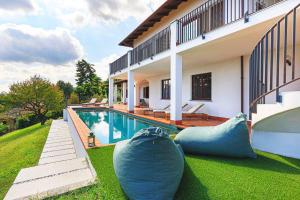 Welcoming villa with pool & views! - Villa Mirella