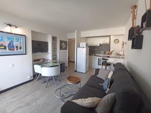 Port & soleil - 4 pers - Histoire de clés