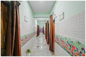HOTEL GATEWAY INN Near Dakhineswara Kali Temple And Bus Stand- Fully Air Conditioning - A Premium Hotel In Bhadrak