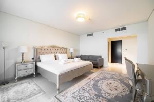 SettlerHomes - Seaside Lux Escape With Calm Sea View