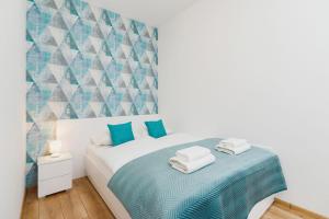 Rakowicka Modern Apartment with Bathtub By Noclegi Renters