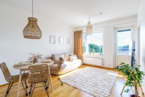 Arctic Bliss Penthouse Hosted by Hygge Host