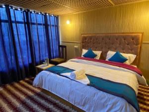 Alpine Cottage Pangong