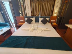 The Monalisa Inn