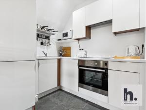 FREE Parking - Dog Friendly - Relocating - LT