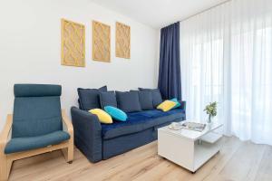 Unique 1 Bedroom Apartment with Parking and Gym Access by Noclegi Renters