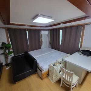 5-2202 #Gangnam Stn, 5-min #Yeoksam Stn, 3-min #OTT