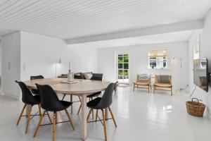 Charming Hornbaek Home Spacious Garden Retreat