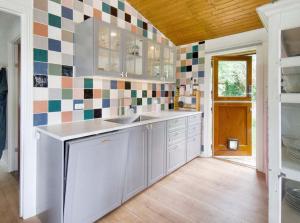 10 person Summerhouse with pool