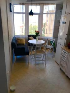 Нові апартаменти по вулиці Роксолани16