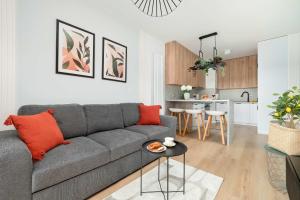 Atrakcyjne Apartamenty z Parkingiem & Balkonem by Noclegi Renters