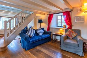 Finest Retreats - Forge Cottage, Padstow